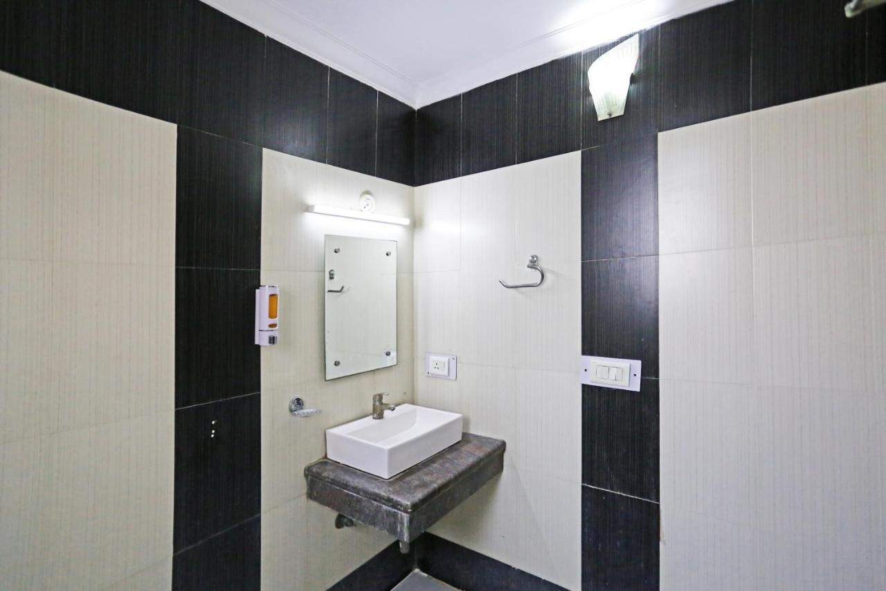 Hotel Ambrosia - A Boutique Hotel Új-Delhi Kültér fotó