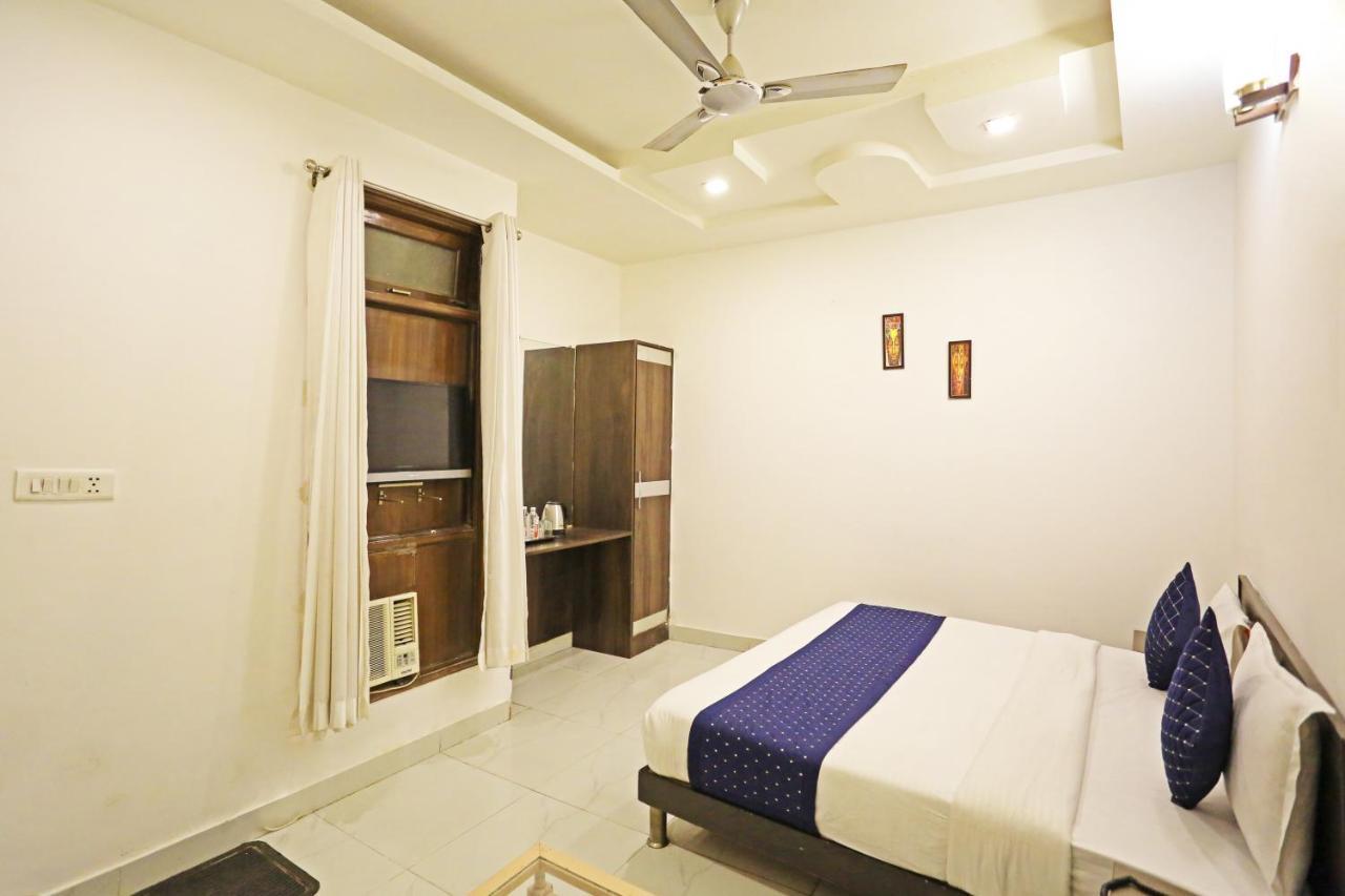 Hotel Ambrosia - A Boutique Hotel Új-Delhi Kültér fotó