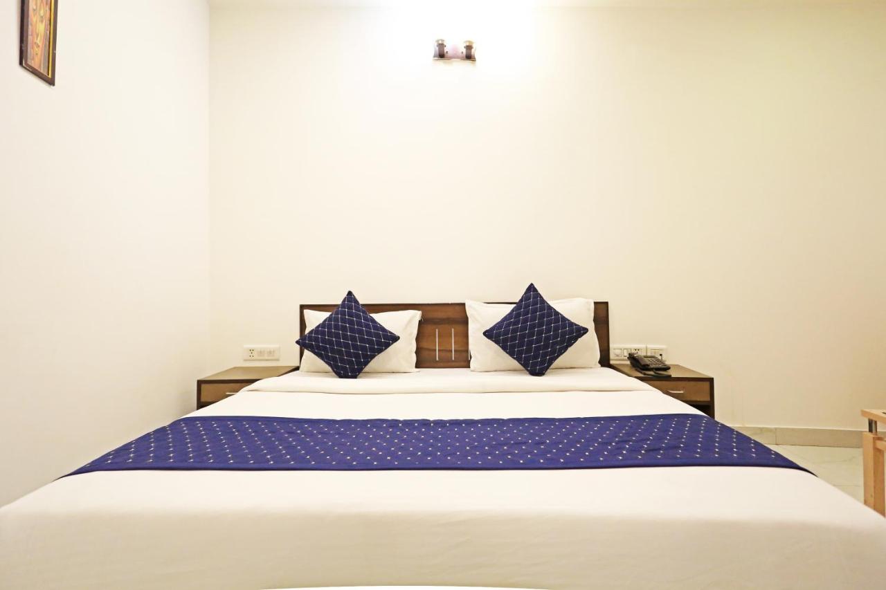 Hotel Ambrosia - A Boutique Hotel Új-Delhi Kültér fotó