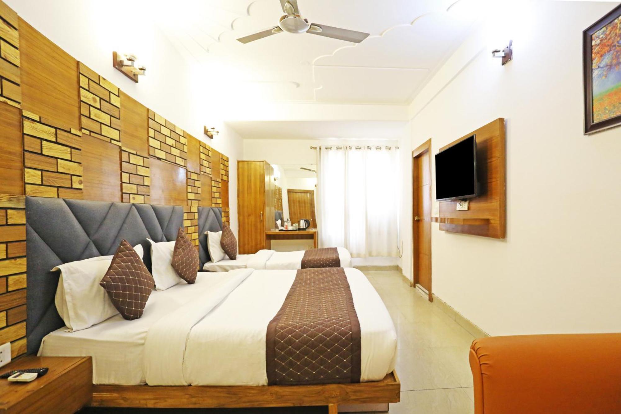 Hotel Ambrosia - A Boutique Hotel Új-Delhi Kültér fotó
