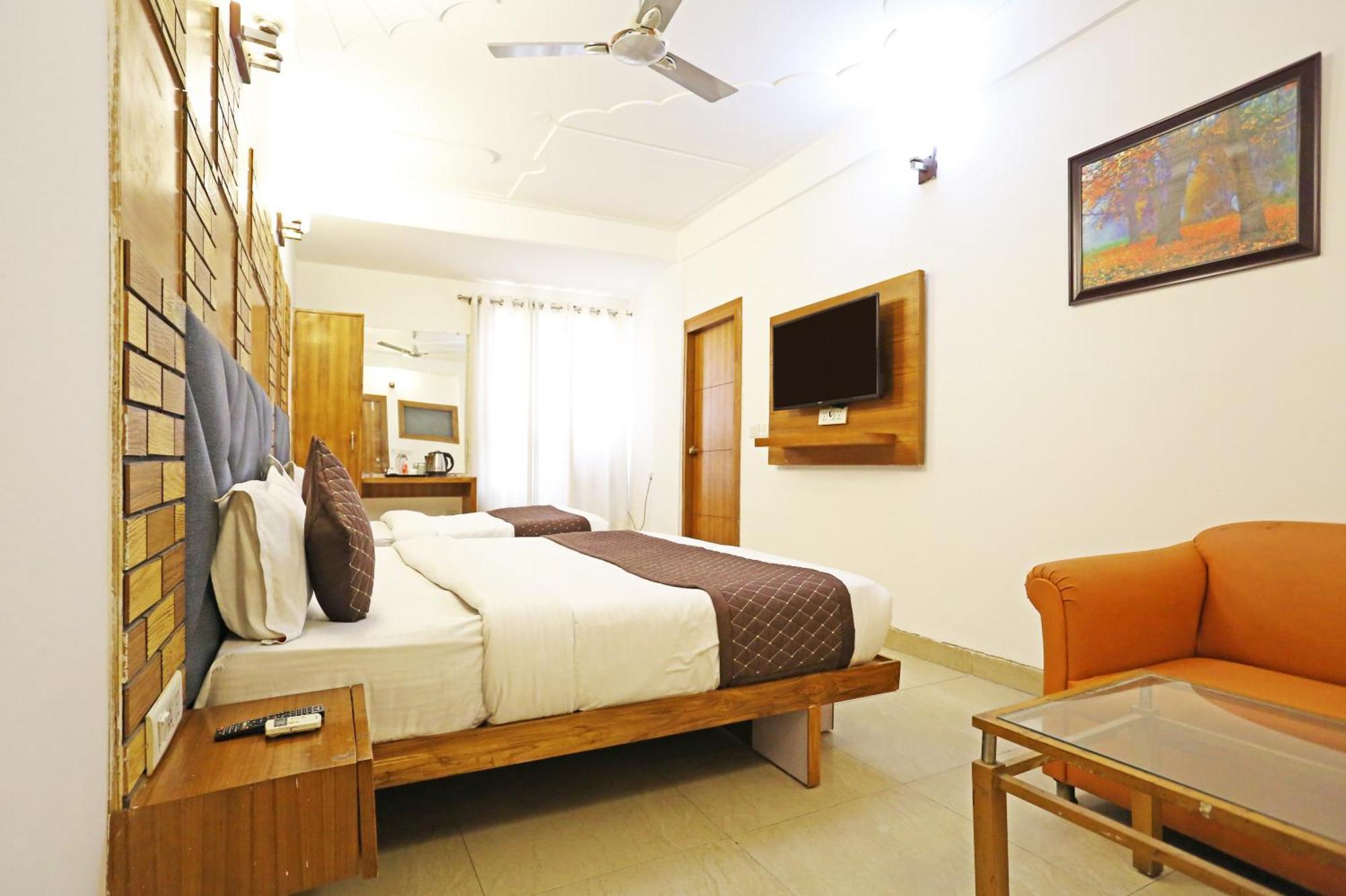 Hotel Ambrosia - A Boutique Hotel Új-Delhi Kültér fotó
