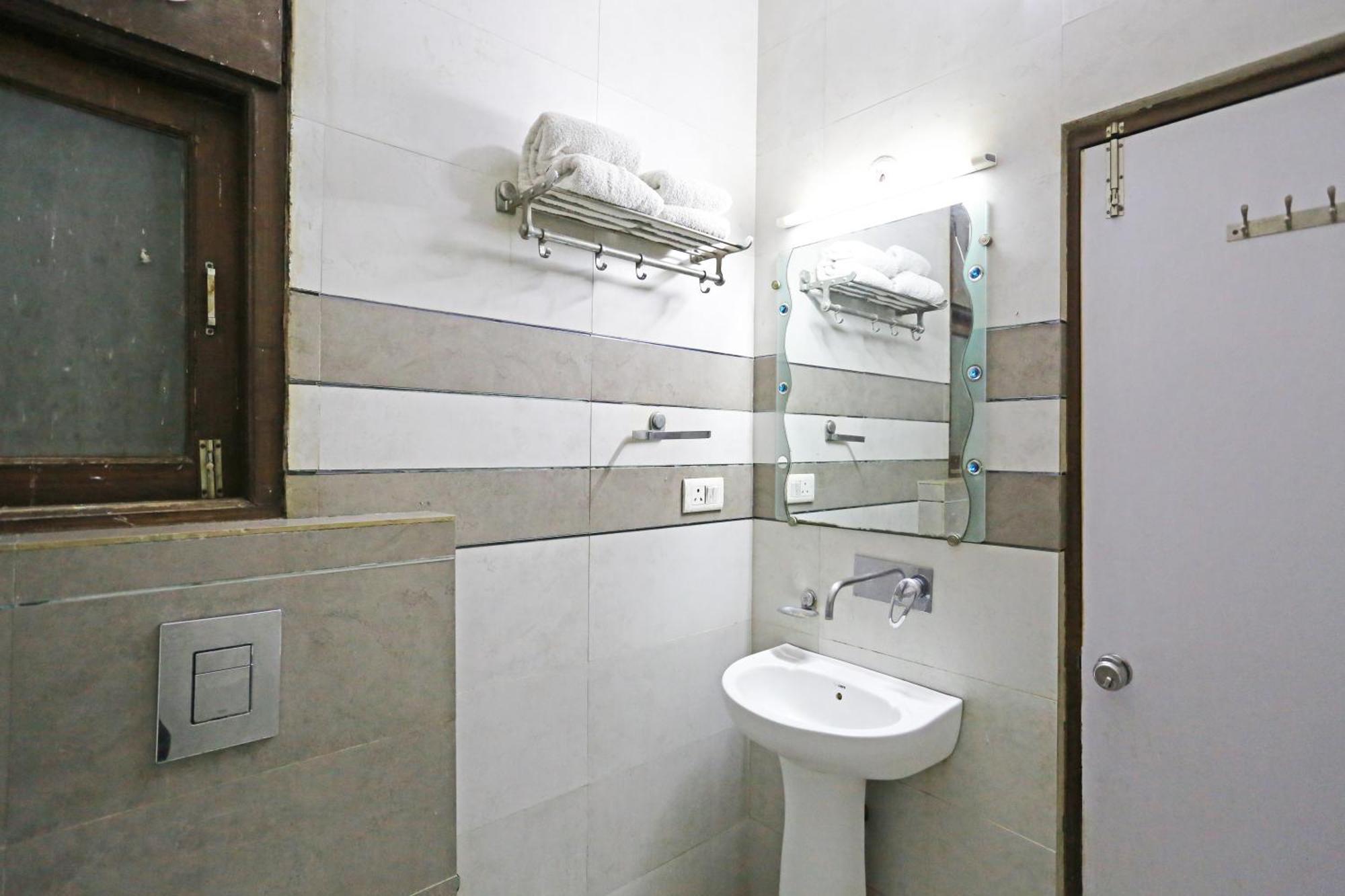 Hotel Ambrosia - A Boutique Hotel Új-Delhi Kültér fotó