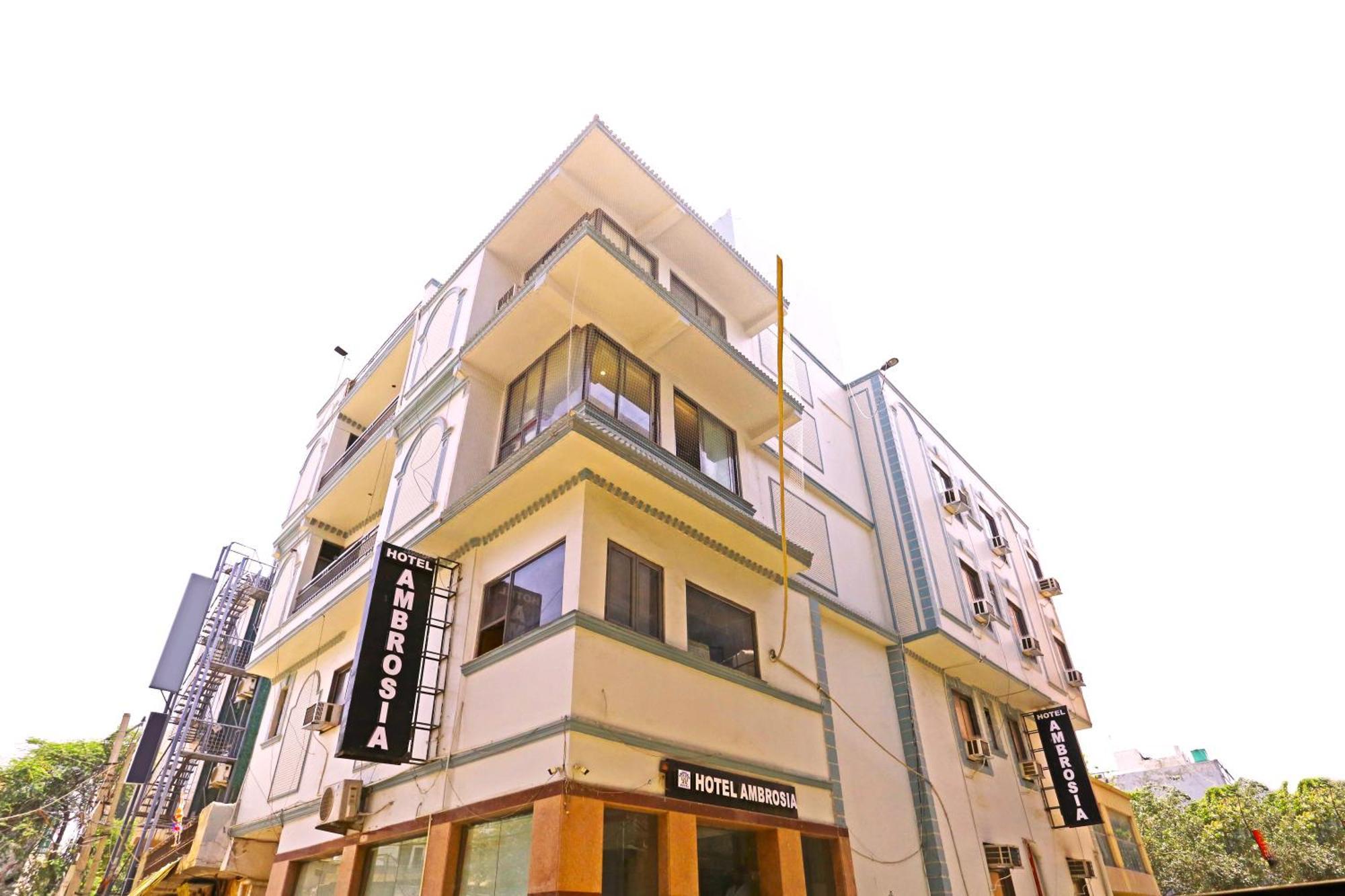 Hotel Ambrosia - A Boutique Hotel Új-Delhi Kültér fotó