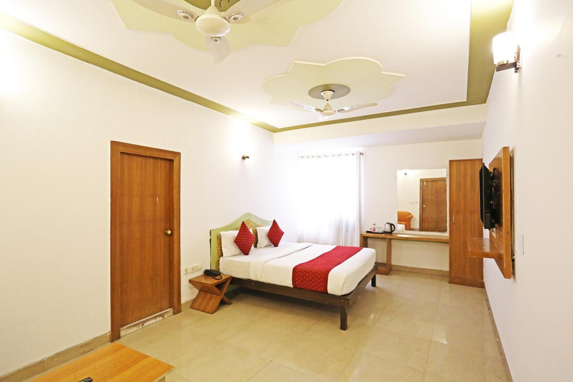 Hotel Ambrosia - A Boutique Hotel Új-Delhi Kültér fotó